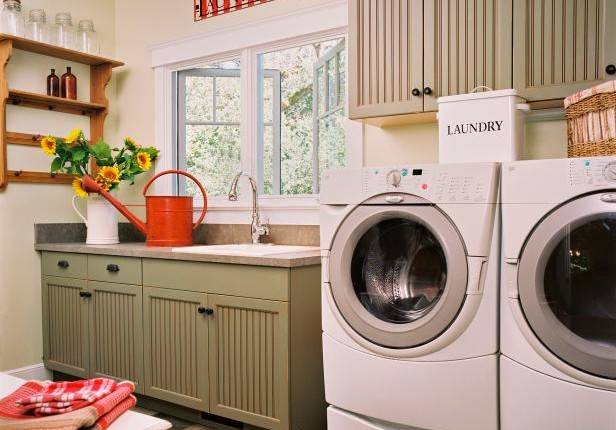 Quick Tips for Organizing Laundry Rooms