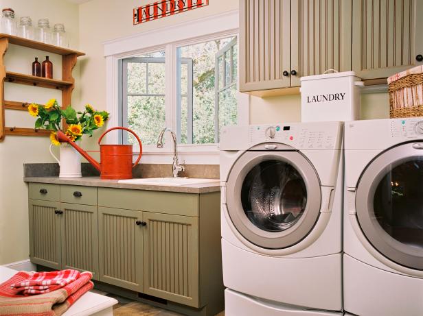 Quick Tips for Organizing Laundry Rooms